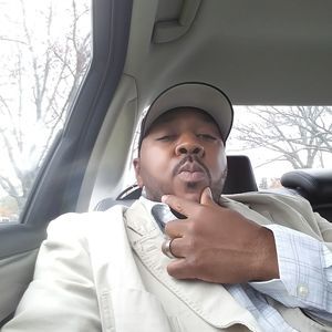 Meet your Posher, Aaron